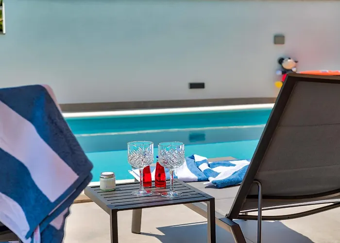 Casa Marta With Pool And Sea View