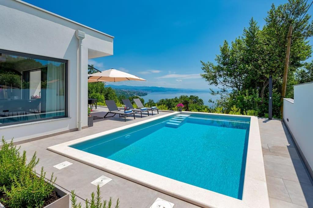 Villa Casa Marta With Pool And Sea View *