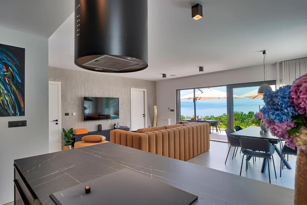 Casa Marta With Pool And Sea View
